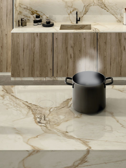 Imagen vitroceramica oculta cocinando